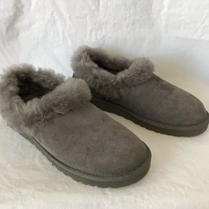 UGG Nita Slipper Mules Gray like new condition